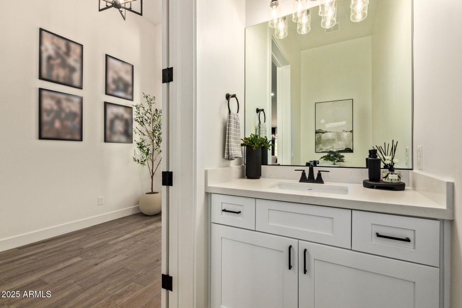 20 - Hummingbird 20 - Hummingbird