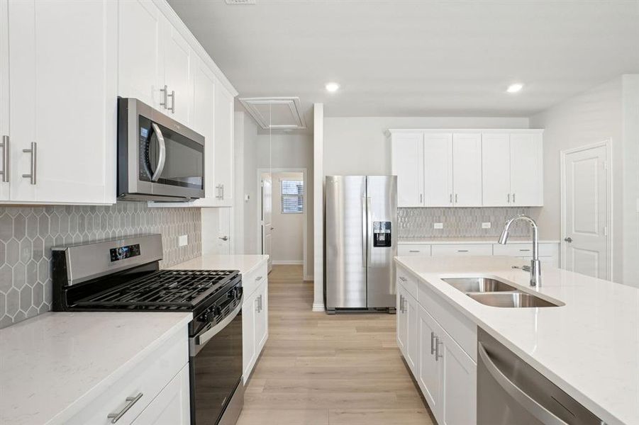 Photo is not of the actual home, but is an inspirational photo of builder’s model home and may depict options, furnishings, and/or decorator features that are not included.