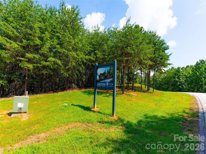 Image 18 of a home in .