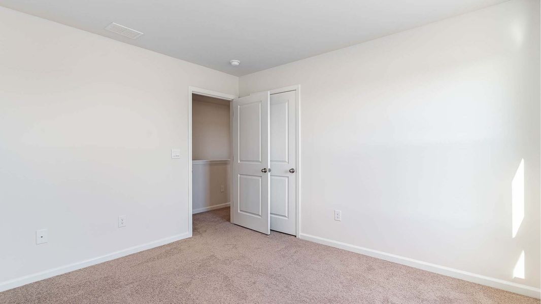 Image 22 of a home in Auberon Woods.