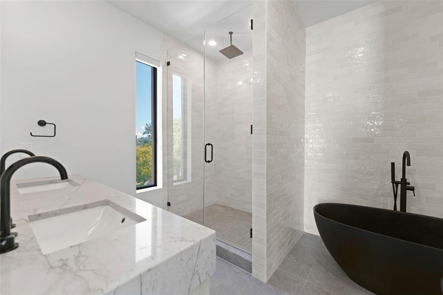 Furnished interior view inside a new home in , Tampa (Image 9).