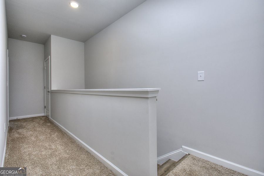 Spacious, unfurnished interior of a new home in Morning Creek Forest, Atlanta (Image 16).