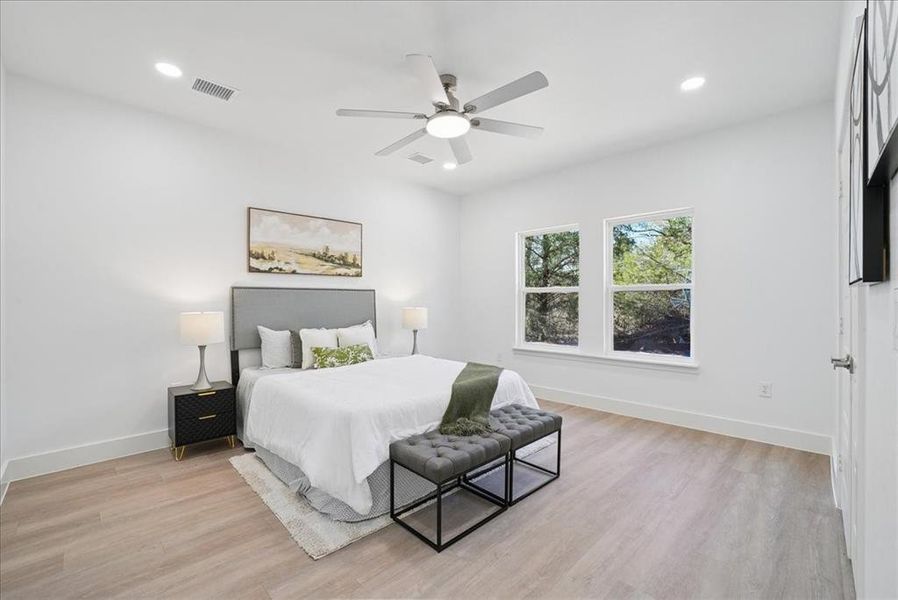 Furnished interior view inside a new home in , Mabank (Image 18).