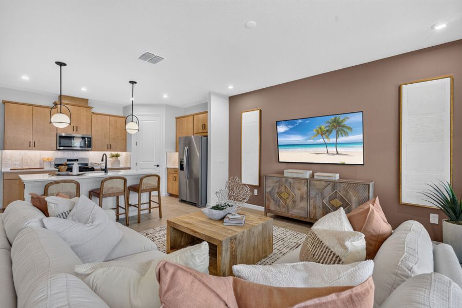 Representative furnished interior of a home built from the Glades by Mattamy Homes in Pasadena Ridge Master, Dade City (Image 6).