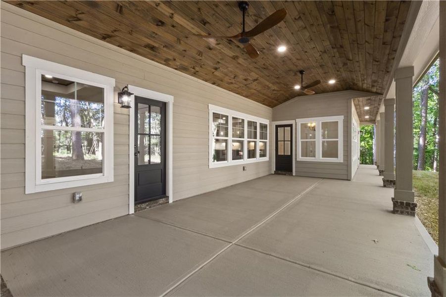 Exterior details and patio area of a home in , Dahlonega (Image 18).