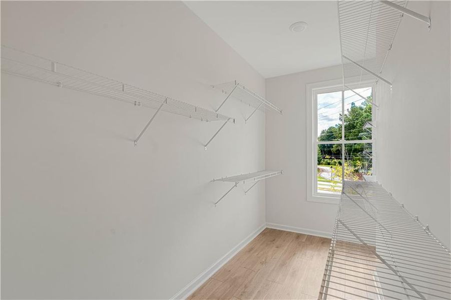 Spacious, unfurnished interior of a new home in Ward's Crossing Townhomes, Johns Creek (Image 30).