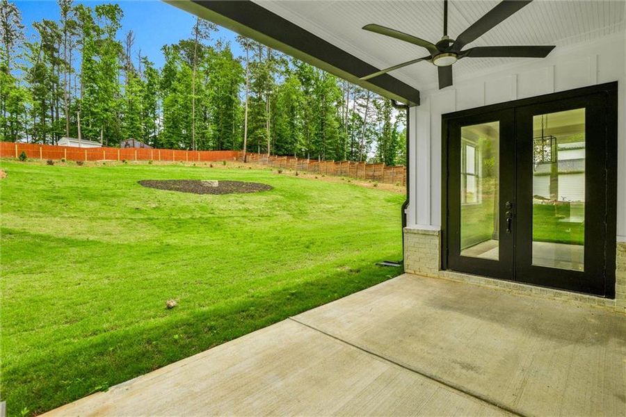 Exterior details and patio area of a home in , Snellville (Image 4).