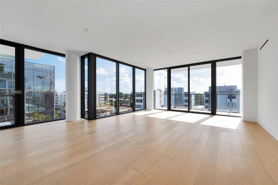 Spacious, unfurnished interior of a new home in , Bay Harbor Islands (Image 25).