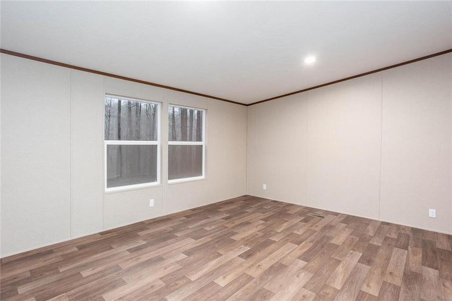 Spacious, unfurnished interior of a new home in , Dallas (Image 32).