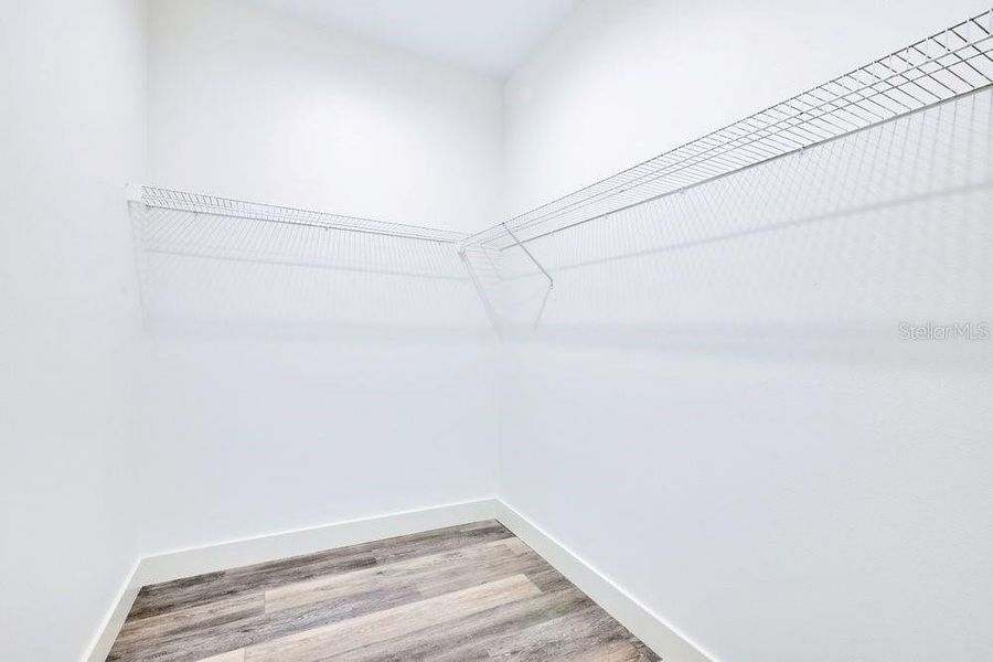 Spacious, unfurnished interior of a new home in , Eustis (Image 35).