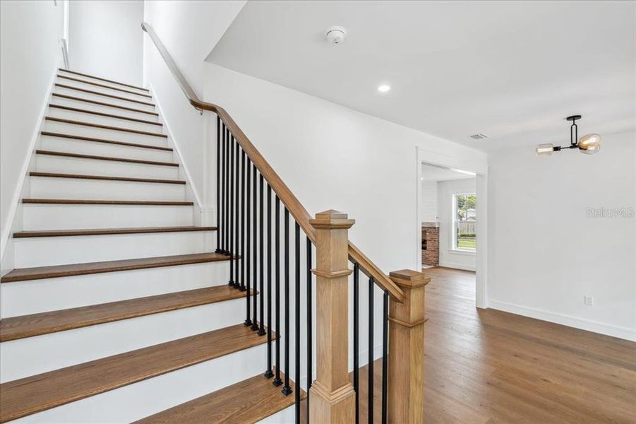 Spacious, unfurnished interior of a new home in , St. Petersburg (Image 39).