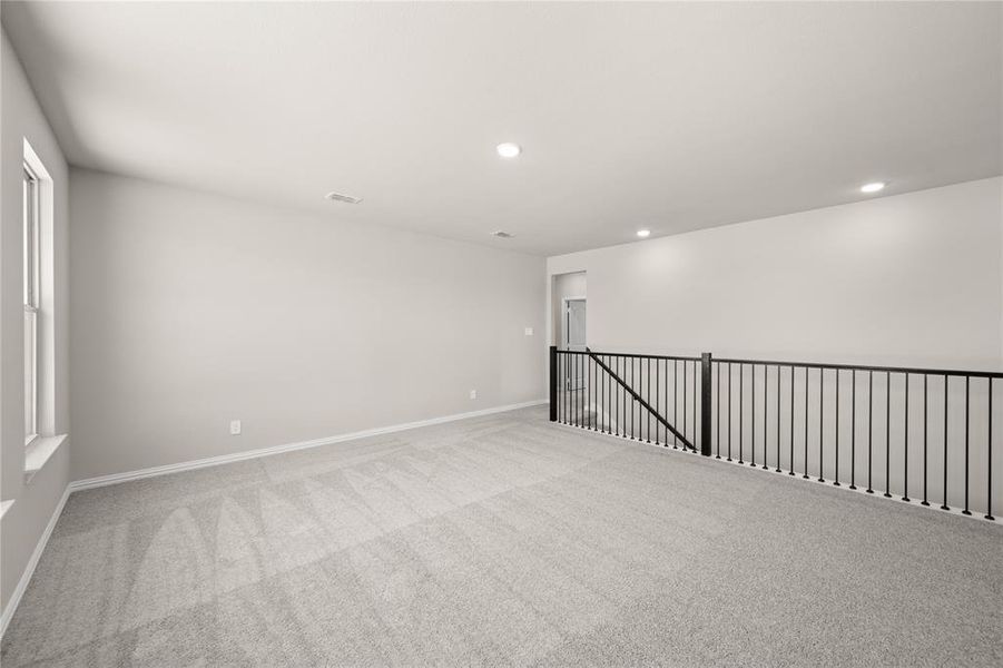 Spacious, unfurnished interior of a new home in Country Hollow Sales Phase 1, Aledo (Image 19).