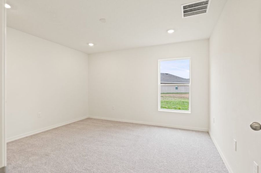 Spacious, unfurnished interior of a new home in Palm Bay, Palm Bay (Image 17).