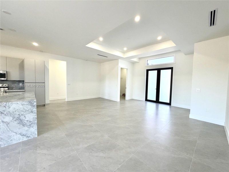 Spacious, unfurnished interior of a new home in , Naples (Image 24). Spacious, unfurnished interior of a new home in , Naples (Image 24).
