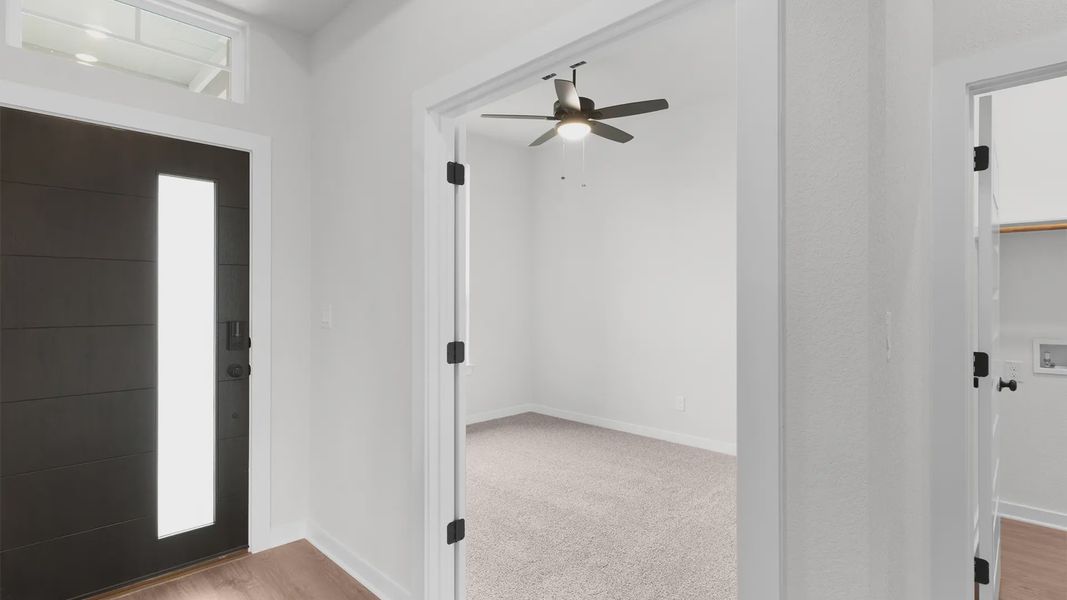 Spacious, unfurnished interior of a new home in Nolina, Georgetown (Image 11).
