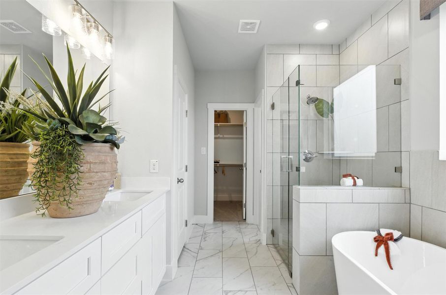 Furnished interior view inside a new home in Enclave at Cele, Pflugerville (Image 15).