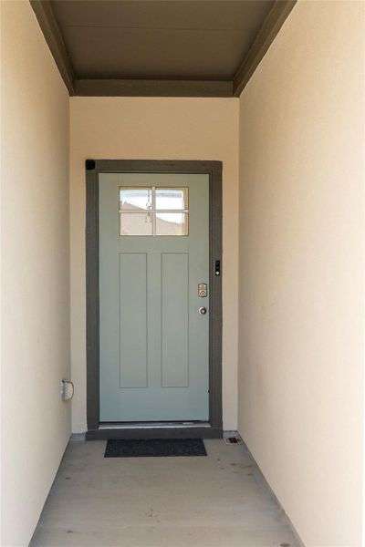 Spacious, unfurnished interior of a new home in Bar W Ranch, Leander (Image 20).