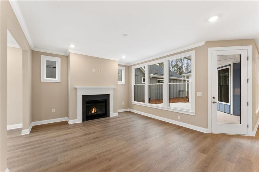 Spacious, unfurnished interior of a new home in The Courtyards at Redbud Lane, Holly Springs (Image 10).