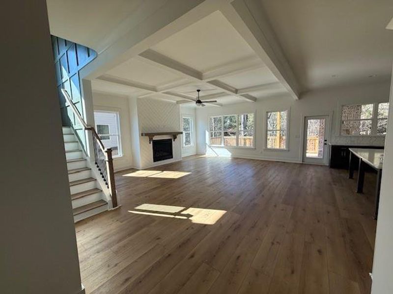Spacious, unfurnished interior of a new home in , Jefferson (Image 10).