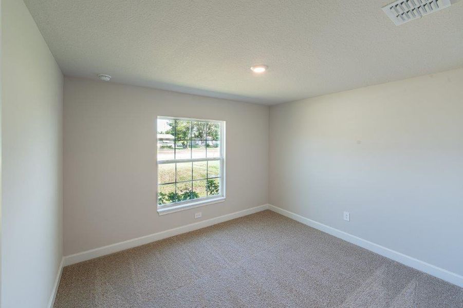 Image 20 of a home in Bayshore. Image 20 of a home in Bayshore.