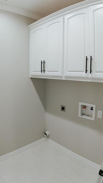 Spacious, unfurnished interior of a new home in , Lumberton (Image 18).
