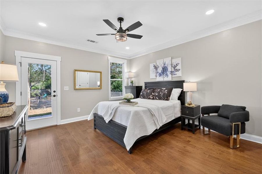 Furnished interior view inside a new home in , Covington (Image 17).