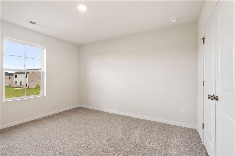 Spacious, unfurnished interior of a new home in Walker Grove, McDonough (Image 27). Spacious, unfurnished interior of a new home in Walker Grove, McDonough (Image 27).