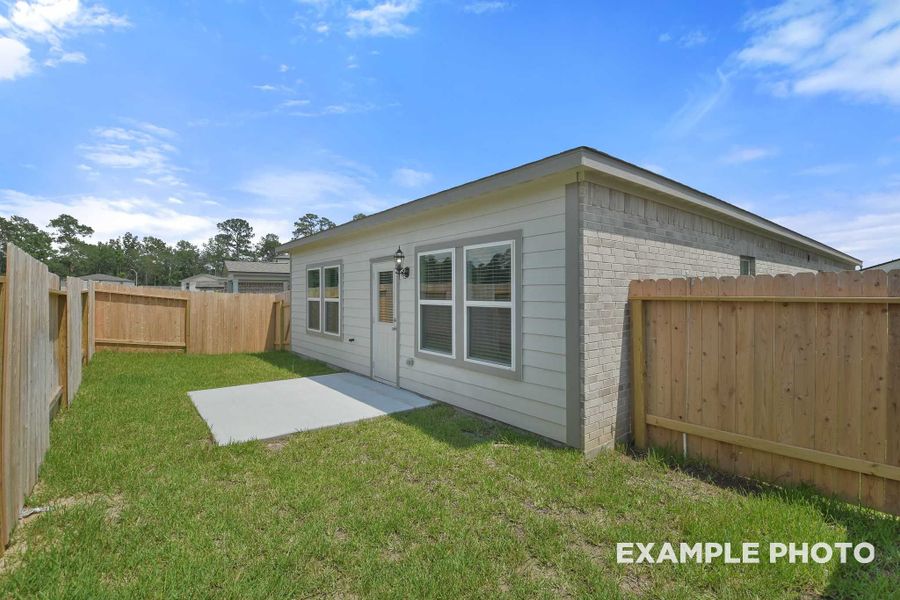 Representative exterior details of a home built from the The Comal F by Davidson Homes LLC in Spring Branch Crossing, Conroe (Image 2).