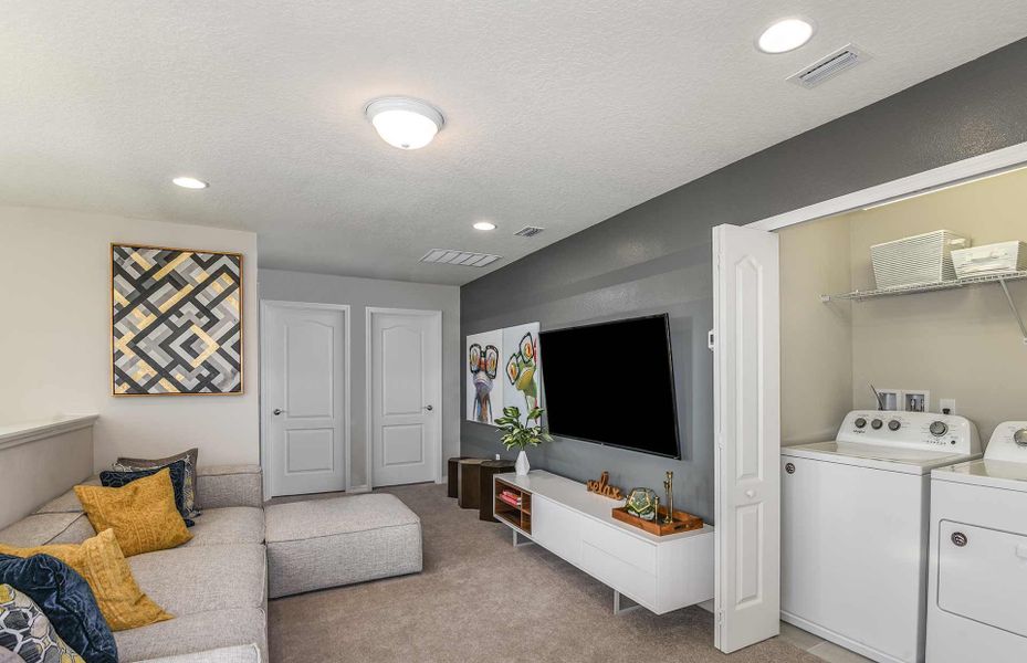 Representative furnished interior of a home built from the Castaway - Interior by Pulte Homes in Windsor Cay Resort, Clermont (Image 7).