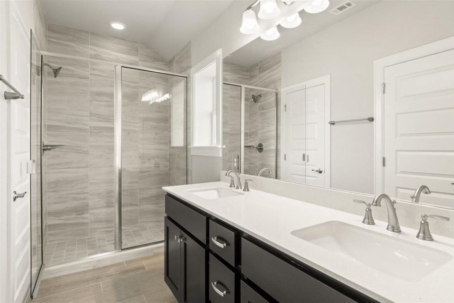 Representative furnished interior of a home built from the Clear Creek 1668 by Brohn Homes in Clear Creek, Round Rock (Image 7).