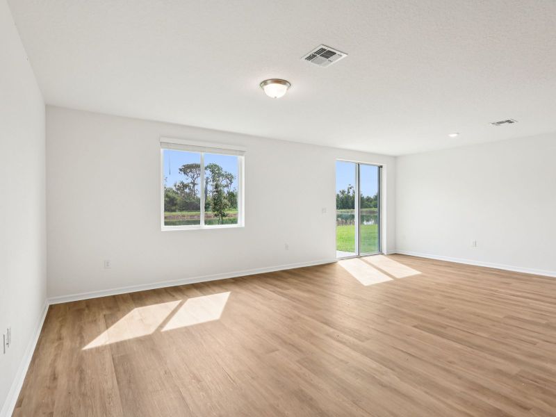 Spacious, unfurnished interior of a new home in The Reserve at Van Oaks, Auburndale (Image 9). Spacious, unfurnished interior of a new home in The Reserve at Van Oaks, Auburndale (Image 9).