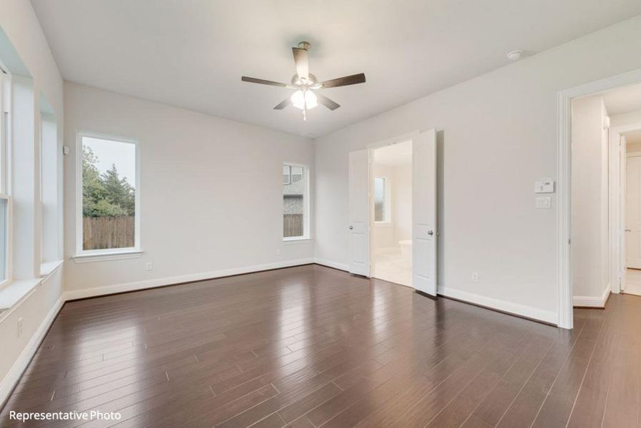 Representative unfurnished interior of a home built from the Hartford II by Grand Homes in Edgewater, Fate (Image 21).