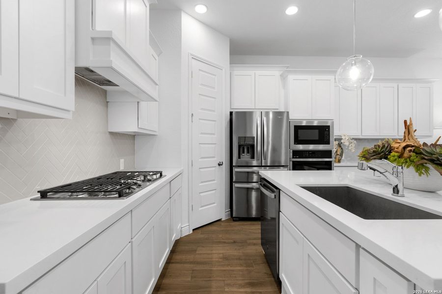 Furnished interior view inside a new home in Legacy at Lake Dunlap, New Braunfels (Image 6).