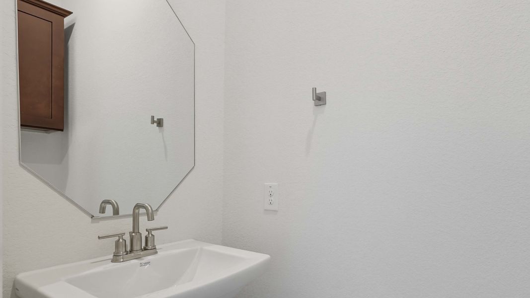 Image 27 representing the LEVI by D.R. Horton in Clearview Ranch, Royse City, TX. Image 27 representing the LEVI by D.R. Horton in Clearview Ranch, Royse City, TX.