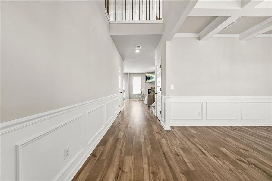 Spacious, unfurnished interior of a new home in Berkeley Lakes, Locust Grove (Image 23).