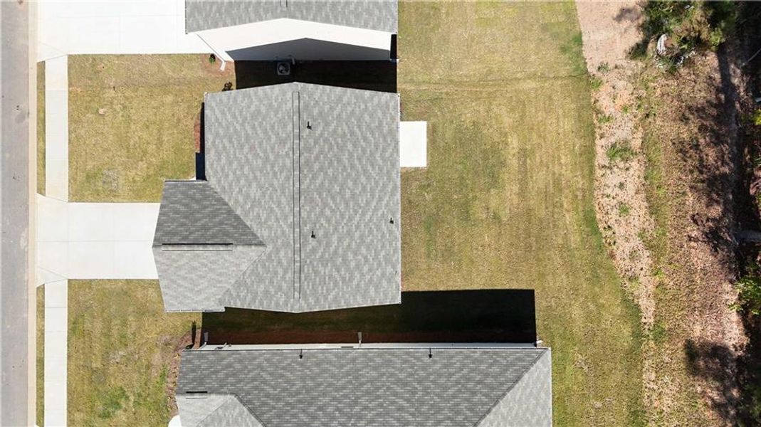 Image 9 of a home in Casteel.