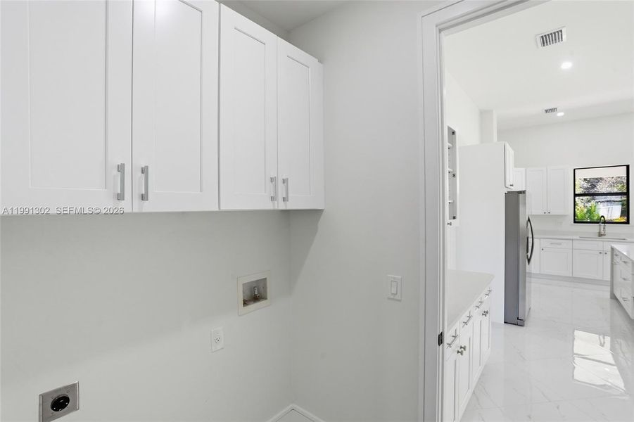 Image 42 of a home in .