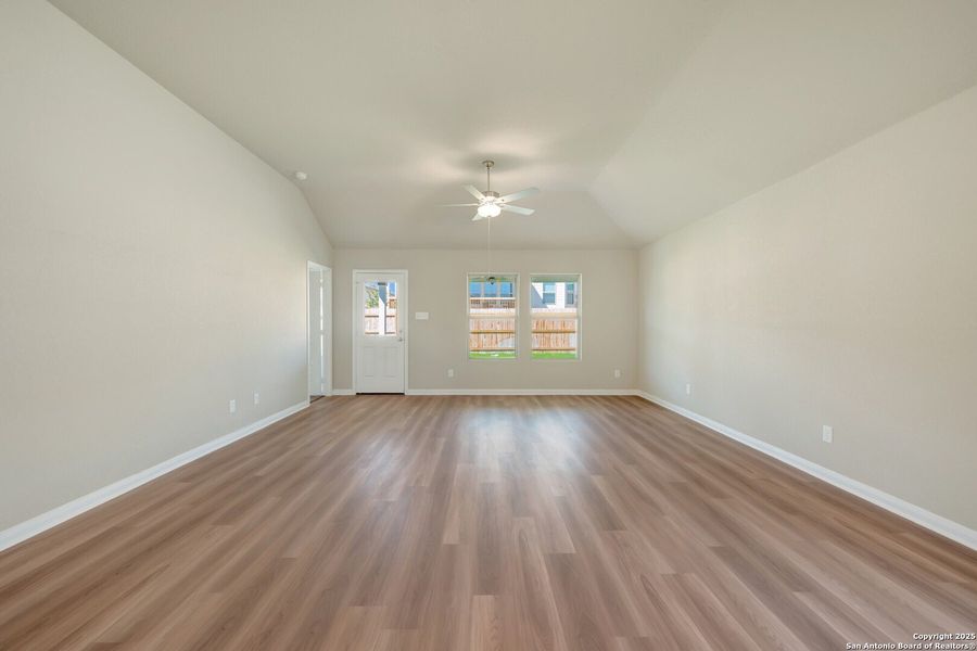 Spacious, unfurnished interior of a new home in Greenspoint Heights, Seguin (Image 22). Spacious, unfurnished interior of a new home in Greenspoint Heights, Seguin (Image 22).