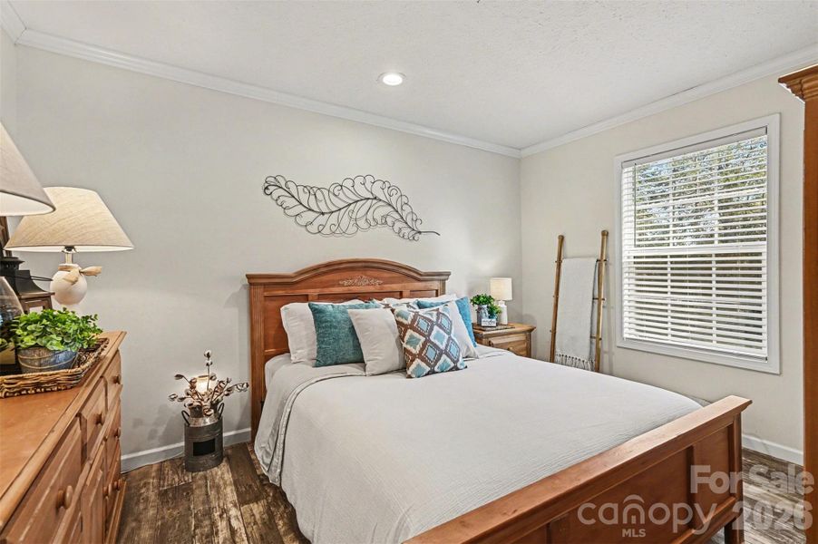 Furnished interior view inside a new home in , Lincolnton (Image 15).