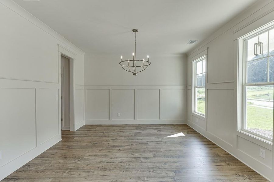 Spacious, unfurnished interior of a new home in , Jefferson (Image 19).
