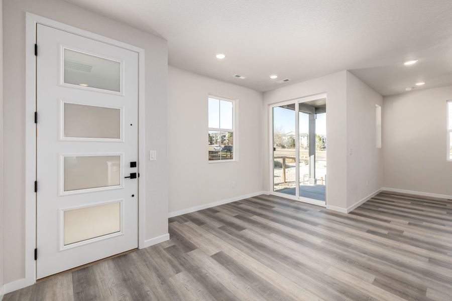 Spacious, unfurnished interior of a new home in Arras Park, Thornton (Image 14).