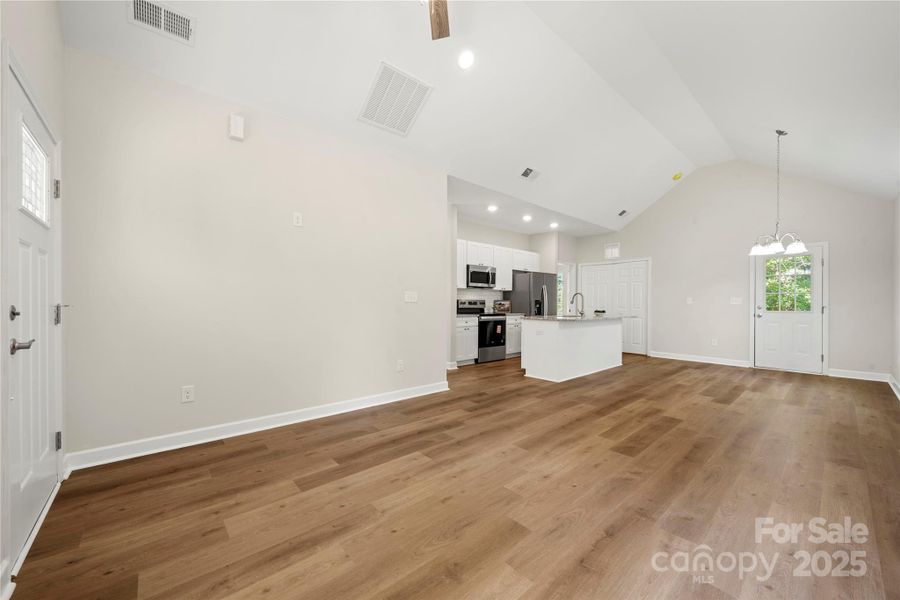 Image 28 of a home in .