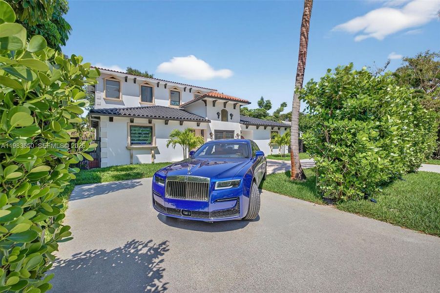 Image 93 of a home in .