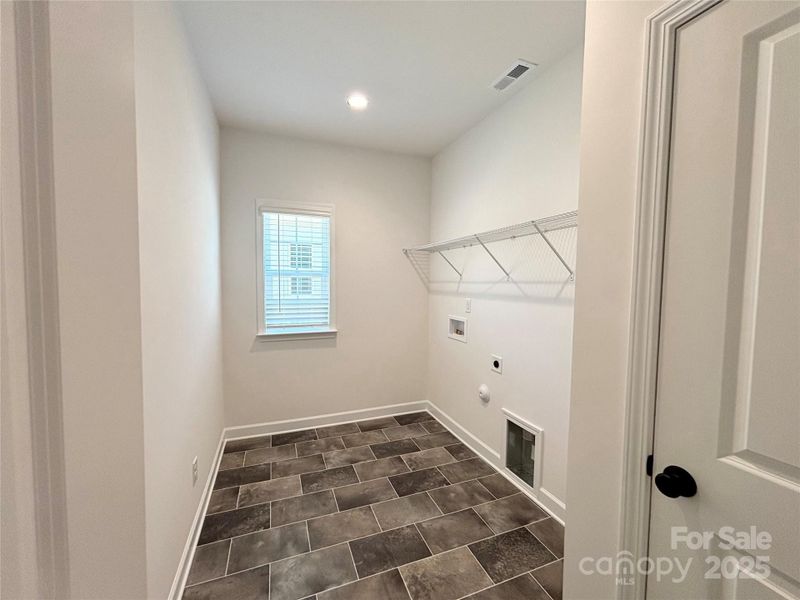 Spacious, unfurnished interior of a new home in Brighton Park, Mount Pleasant (Image 20). Spacious, unfurnished interior of a new home in Brighton Park, Mount Pleasant (Image 20).