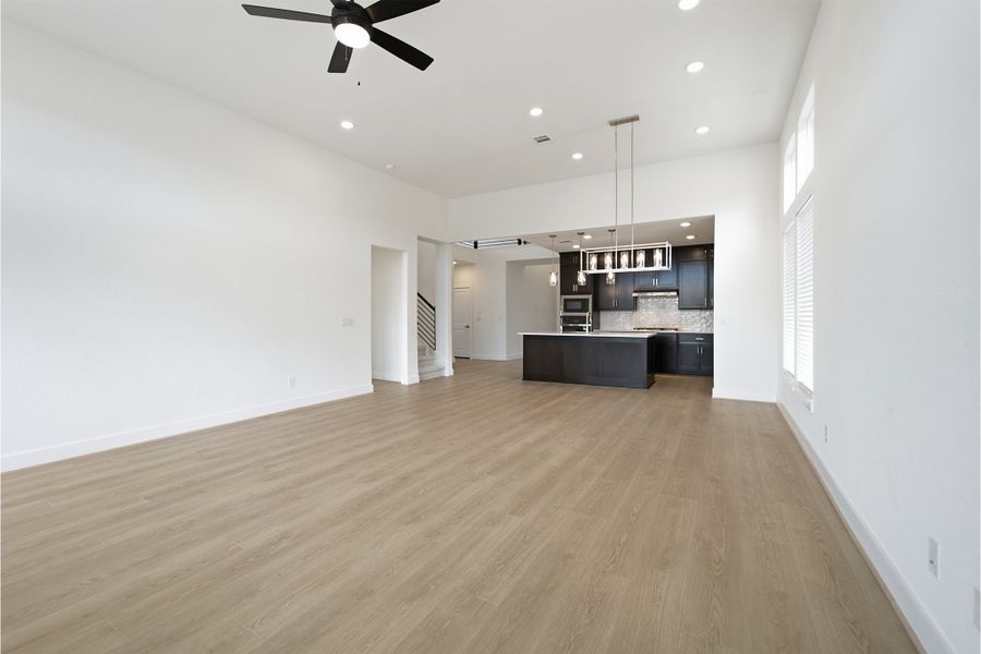 Spacious, unfurnished interior of a new home in Santa Rita Ranch, Liberty Hill (Image 53).