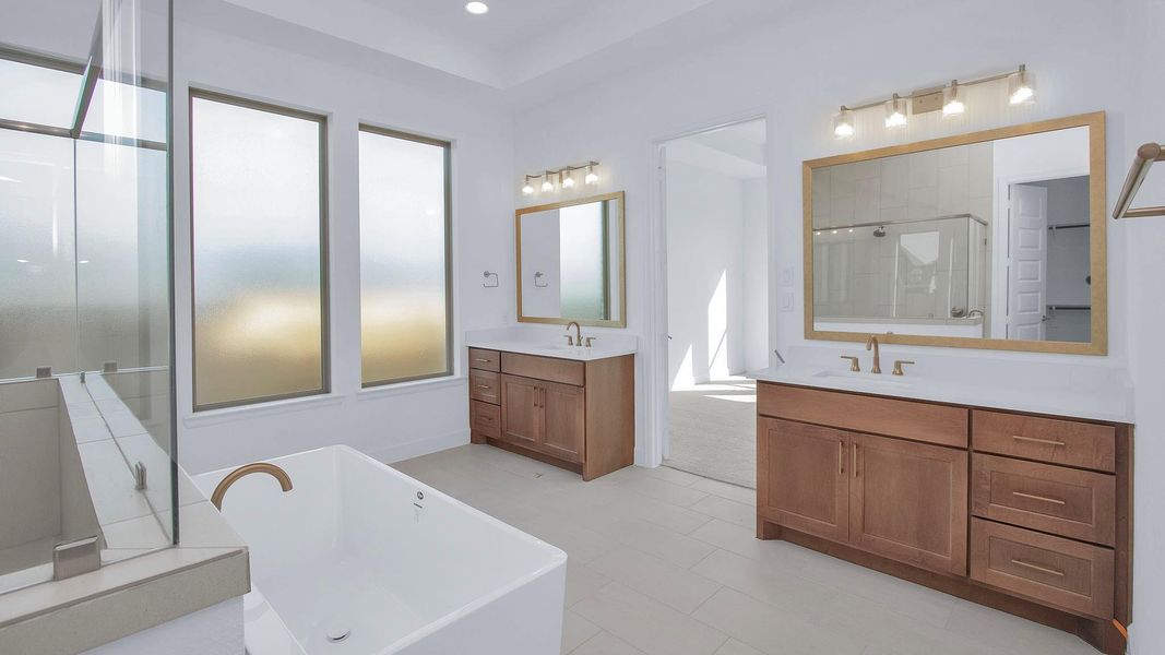 Furnished interior view inside a new home in Briarley 70', Montgomery (Image 5).