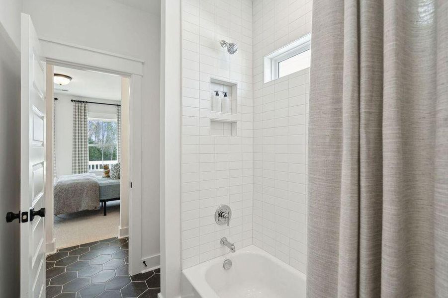 Furnished interior view inside a new home in Kings River Preserve, Hollywood (Image 10).