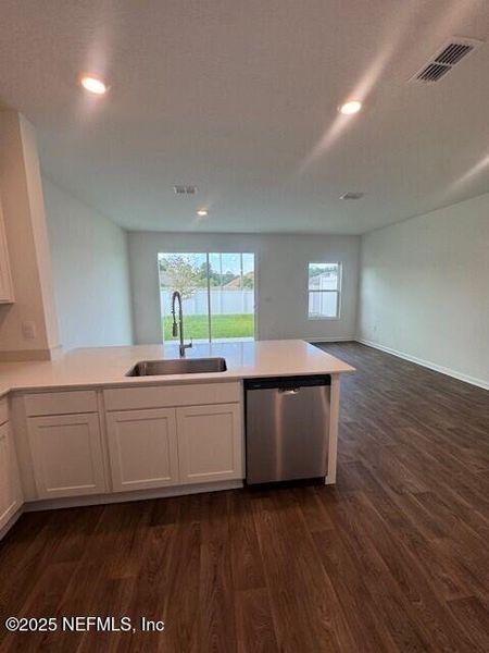 Furnished interior view inside a new home in The Landing, Middleburg (Image 32).