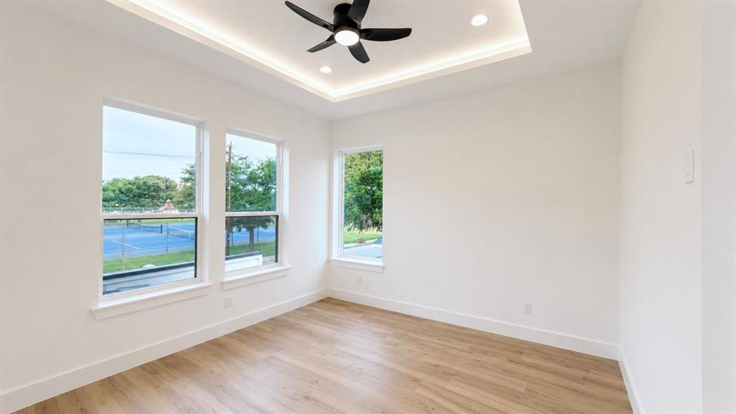 Spacious, unfurnished interior of a new home in , Dallas (Image 33).