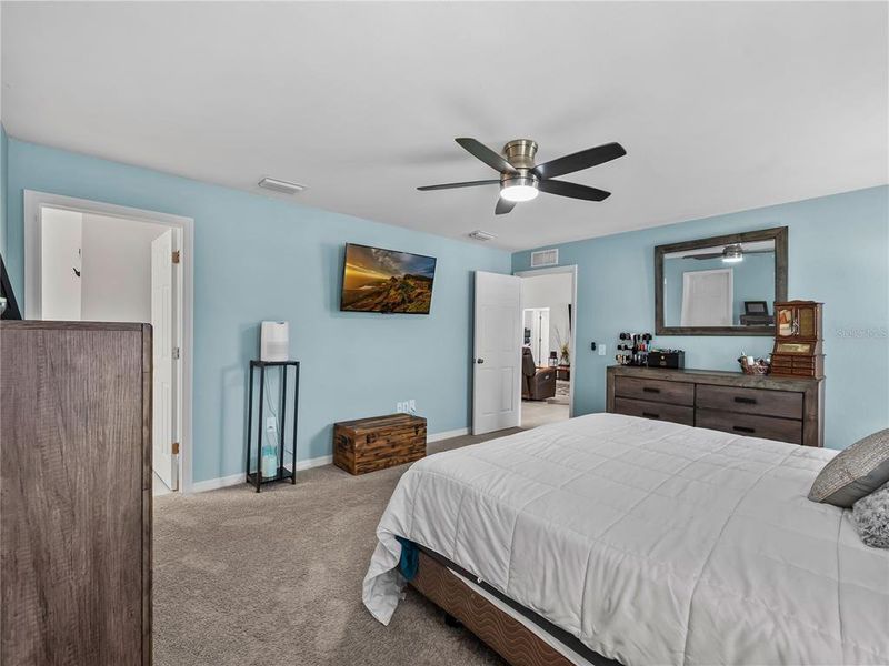 Furnished interior view inside a new home in , Port Charlotte (Image 44).